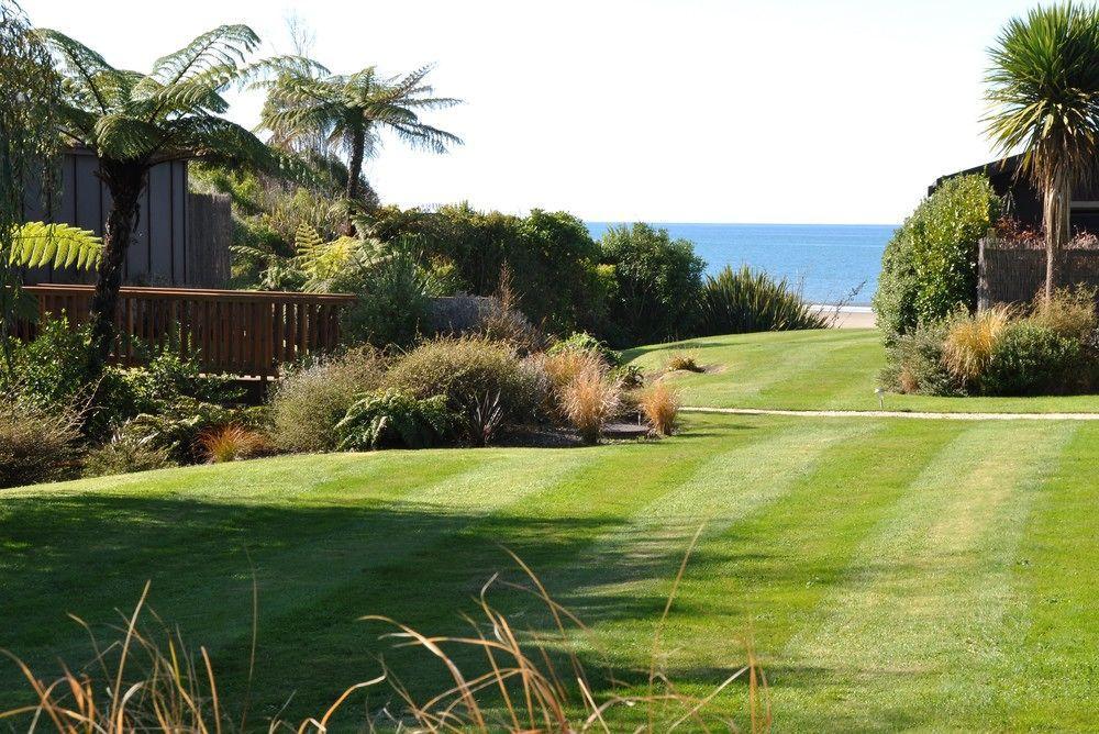 Adrift In Golden Bay- Absolute Beachfront Villas (Adults Only) Collingwood Exterior photo